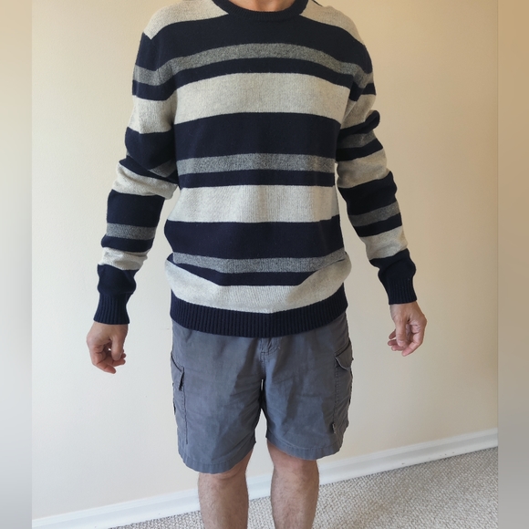 GAP Warm Sweater - Picture 3 of 6